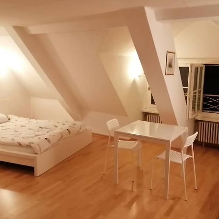 Studio F Am Barfusserplatz Central Old Town Apartment Basel Exterior foto