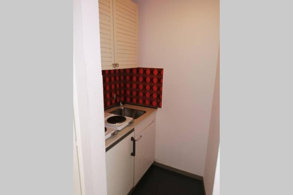 Studio F Am Barfusserplatz Central Old Town Apartment Basel Exterior foto